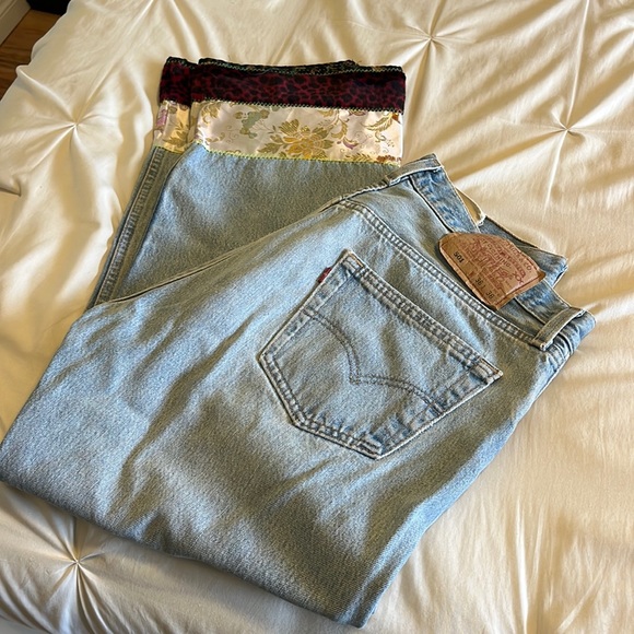 Levi 501 - Picture 1 of 6